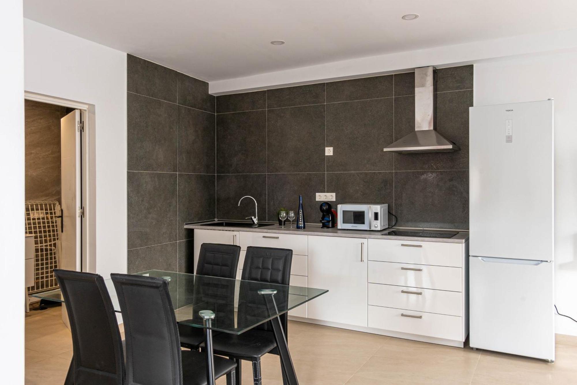 Kiposhi Beach Apartments Punta Mujeres アリア エクステリア 写真